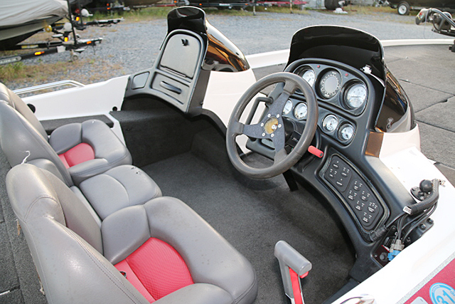 2004年SKEETER ZX250