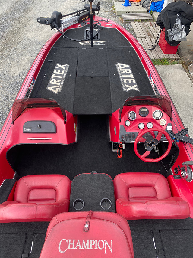 1998年 CHAMPION 203