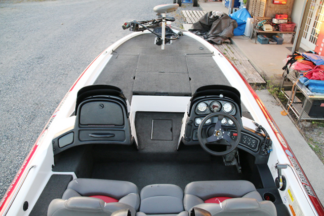 2004年SKEETER ZX250