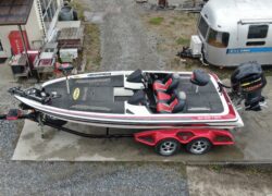 SKEETER FX20