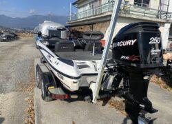 08 TRITON TR-20