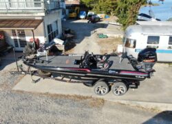 2013 Bass Cat Couger