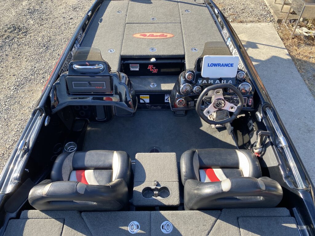 2013 Bass Cat Couger