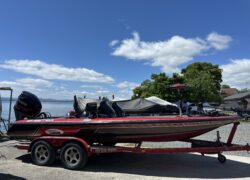 SKEETER ZX225